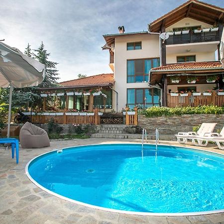 Vila Gardenia Gumoshtnik ภายนอก รูปภาพ
