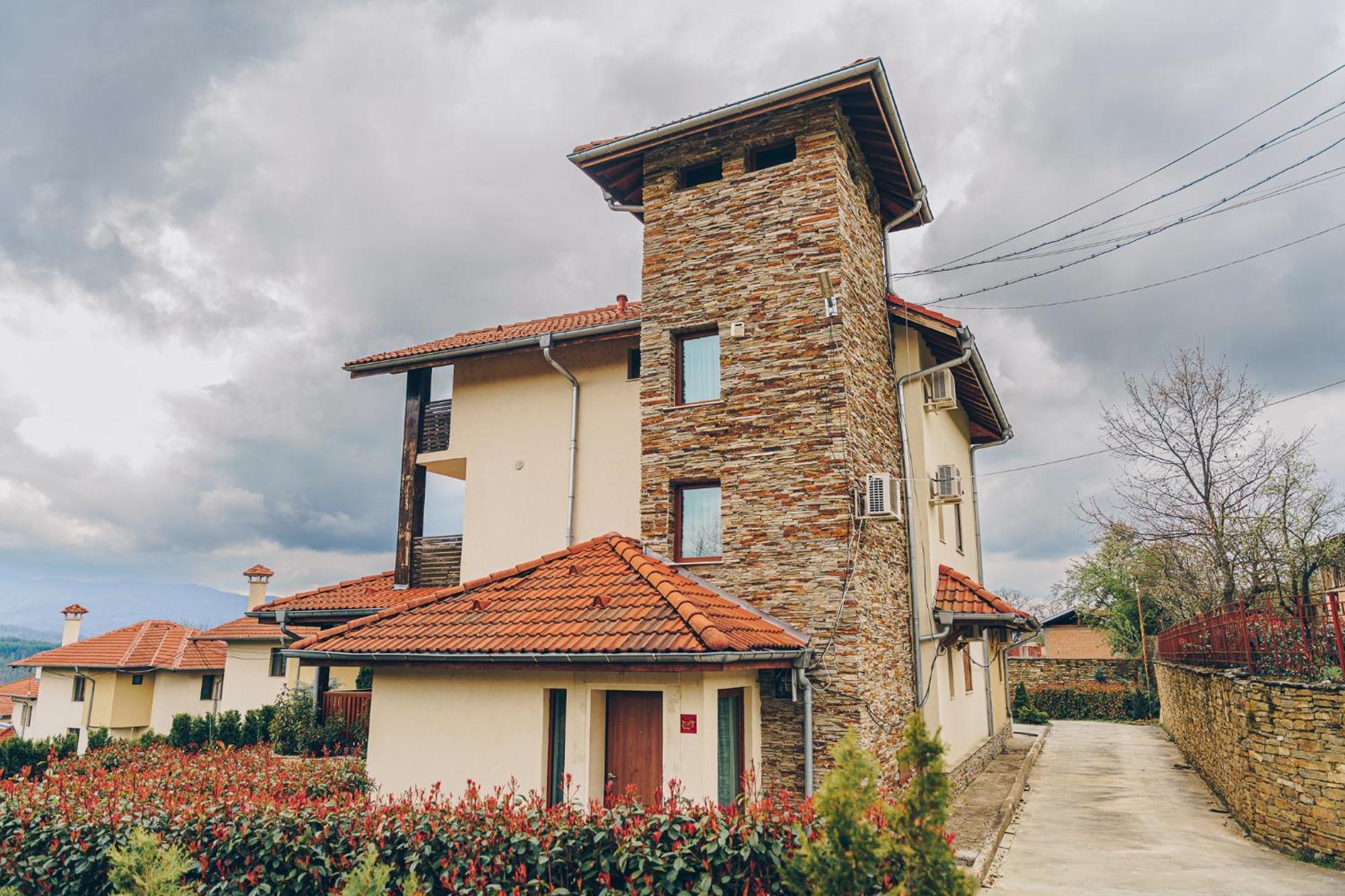 Vila Gardenia Gumoshtnik ภายนอก รูปภาพ